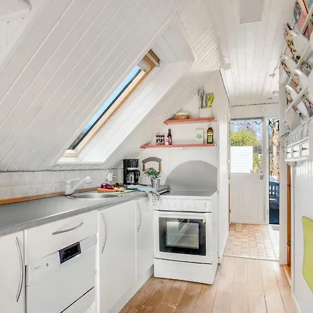 Holiday home Amazing In Sjaellands Odde With Kitchen *